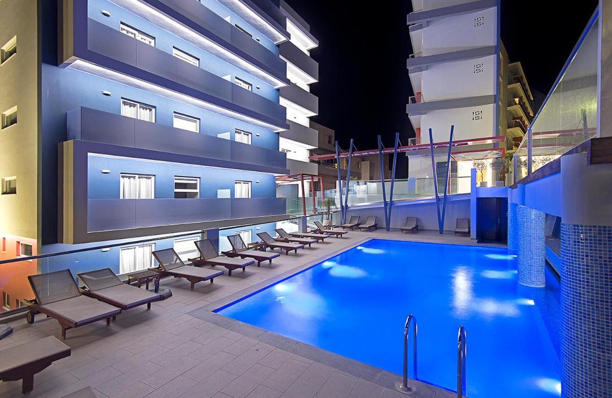 Semiramis Hotell 4*