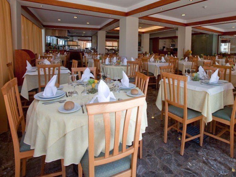 Semiramis Hotell 4*